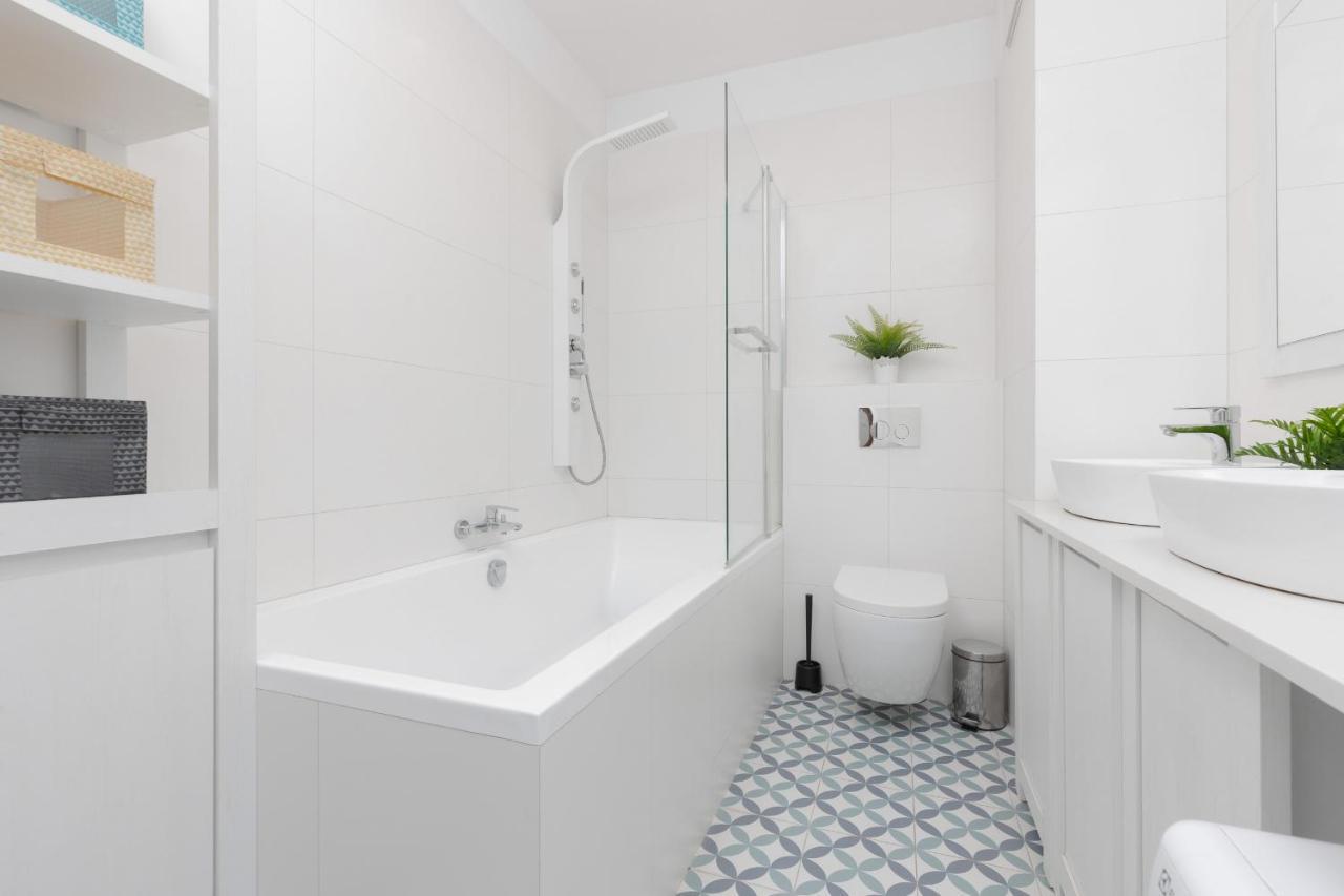 Warsaw Apartment Sierakowskiego By Noclegi Renters エクステリア 写真